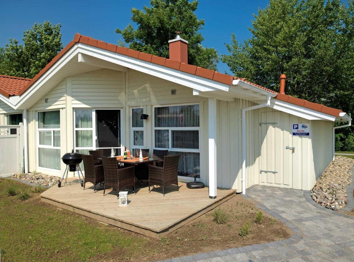 Daenische Ferienhaeuser Am Salzhaff Haus Pacific Villa Insula Poel Exterior foto